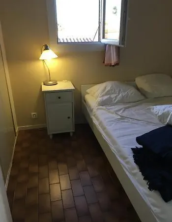 Holiday home Maison Entiere Avec Deux Et Un Jardin Dans Avec Piscine Et Parking Prive Proche De La Et De La Marina Au Calme