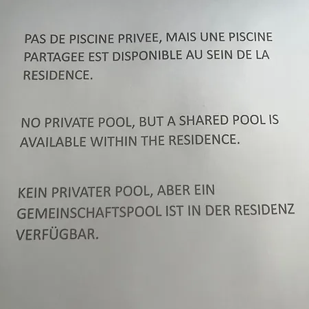 Holiday home Maison Entiere Avec Deux Et Un Jardin Dans Avec Piscine Et Parking Prive Proche De La Et De La Marina Au Calme Saint-Cyprien (Pyrenees-Orientales)